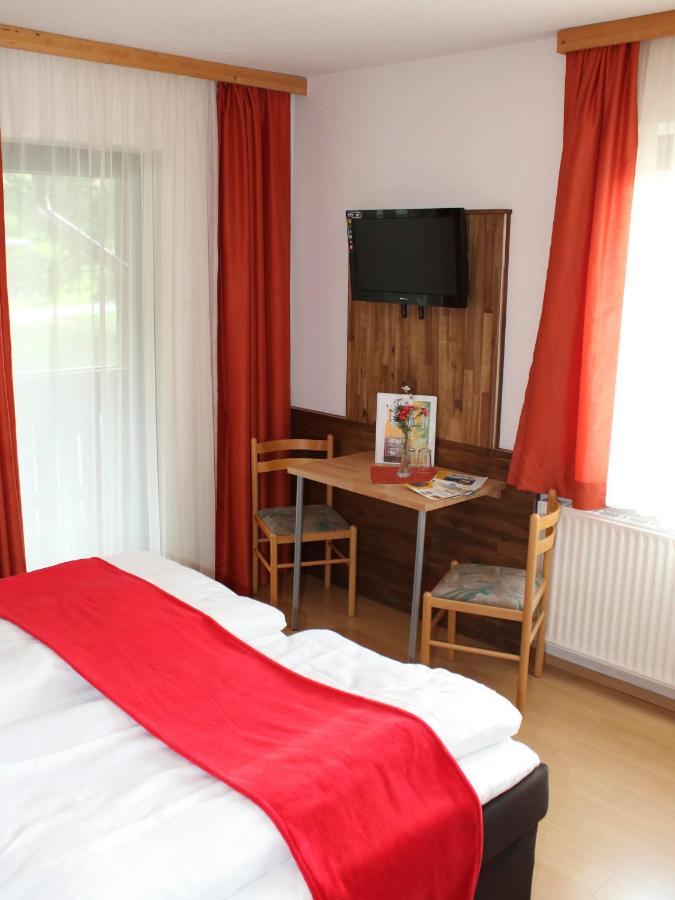 Alpenhotel & Aparthotel Lanz Hohentauern Ruang foto